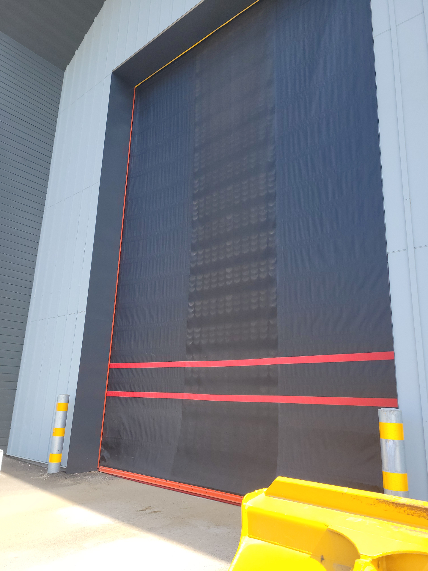 Porte à enroulement — Baie-Saint-Paul