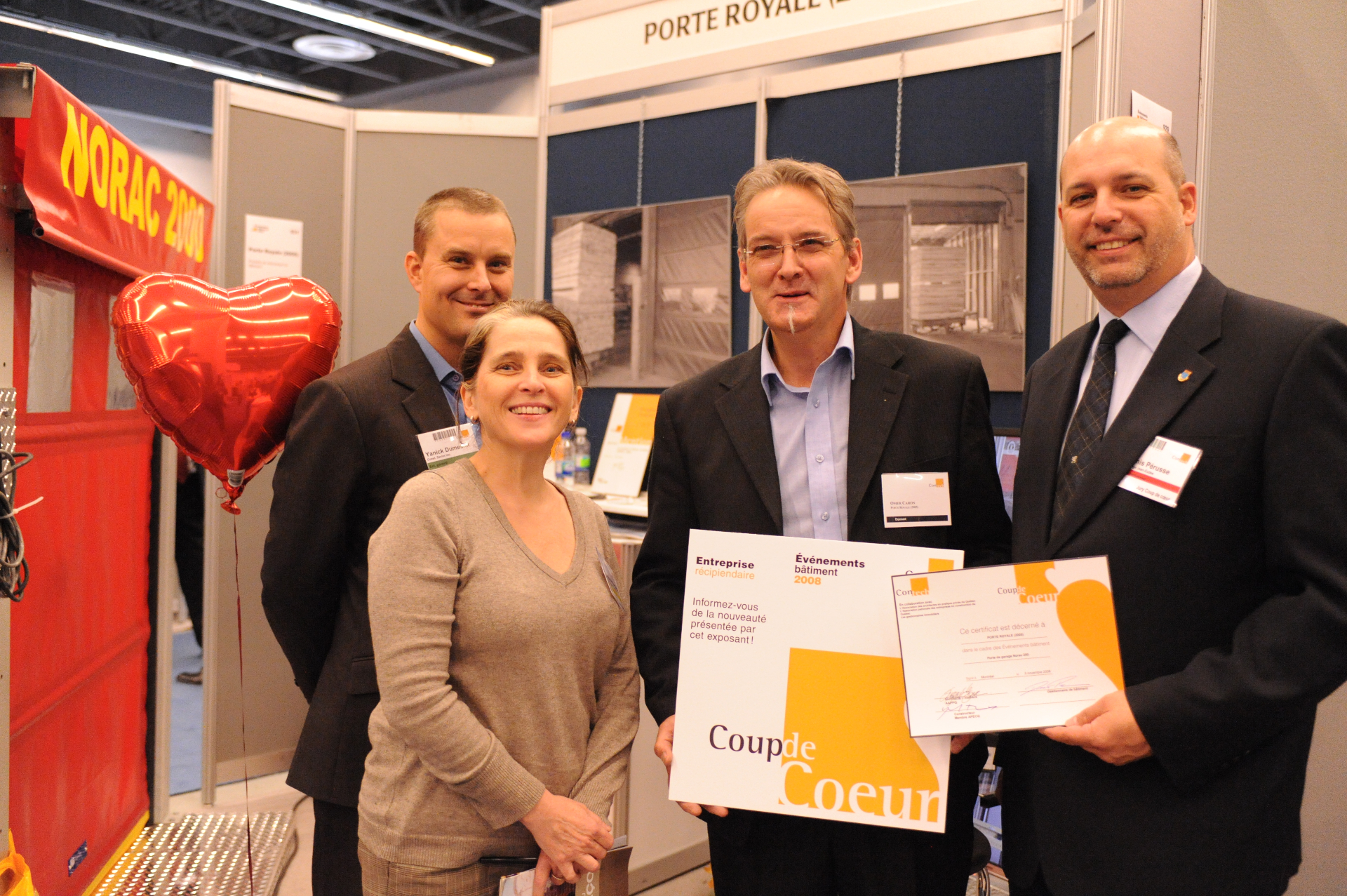 Équipe NORAC lors de la remise du Trophée Coup de Cœur Contech — Porte NORAC 2000